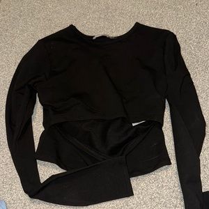 Adika tight fitting small black one sleeve crop top